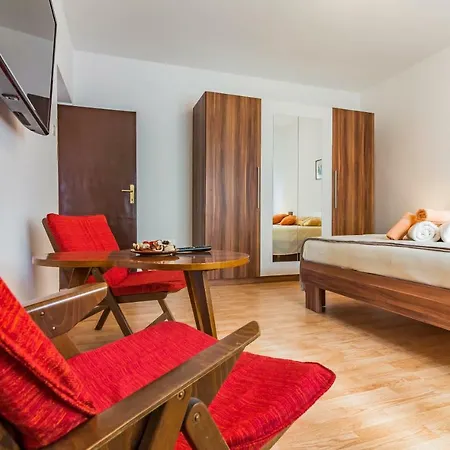 Pula Apartment *